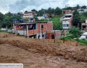 5ª CASA EM RESIDENCIAL CENTRO DA SERRA - SERRA/ES.