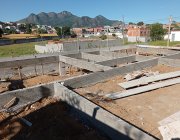 1ª CASA EM RESIDENCIAL COLINA DA SERRA II