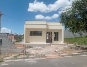 1ª CASA EM RESIDENCIAL COLINA DA SERRA II