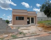 1ª CASA EM RESIDENCIAL COLINA DA SERRA II