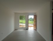 1ª CASA EM RESIDENCIAL COLINA DA SERRA II