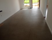 1ª CASA EM RESIDENCIAL COLINA DA SERRA II
